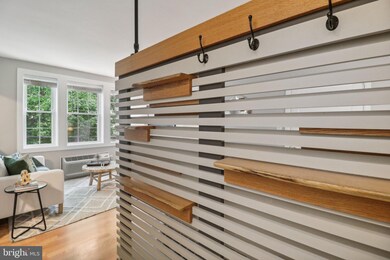 1905 N Rhodes St unit 35, Arlington, VA 22201 - photo 3