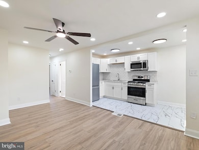 821 E 27th St, Wilmington, DE 19802 - photo 3