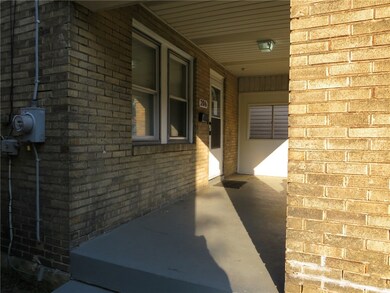 206 Wilbur St, Pittsburgh, PA 15210 - photo 4