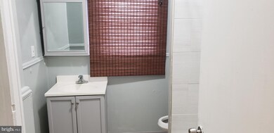 724 State St unit B, Camden, NJ 08102 - photo 5