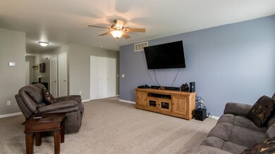 8225 Cypress Way, Dexter, MI 48130 - photo 5