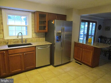 7331 Kindler Rd, Columbia, MD 21046 - photo 3