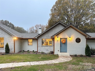 3427 Zelda Ln, Matthews, NC 28105 - photo 2