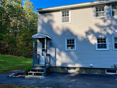 34 Boulder Dr, Londonderry, NH 03053 - photo 3