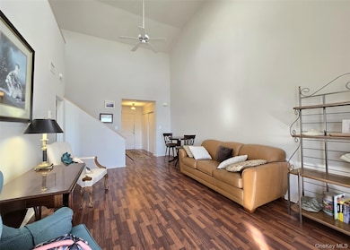 47 Anchor St unit Y, Freeport, NY 11520 - photo 7