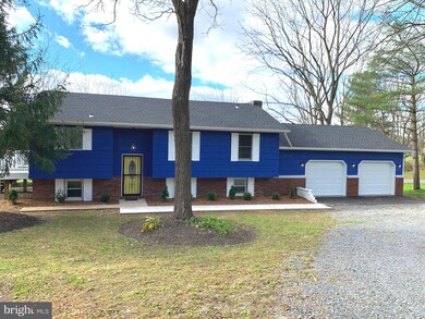 4796 Bartholow Rd, Sykesville, MD 21784 - photo 2