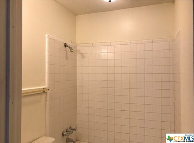 121 W Avenue A, Killeen, TX 76541 - photo 4