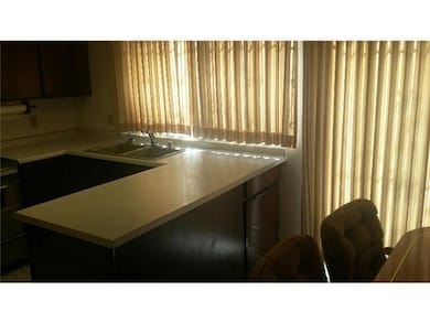 10610 Park View Cir, El Paso, TX 79935 - photo 4