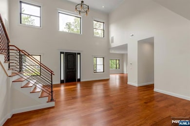 35 Lillian Ct, Ramsey, NJ 07446 - photo 7