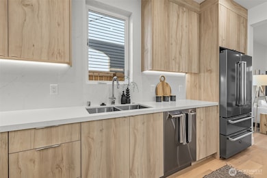 8314 28th Ave NE, Seattle, WA 98115 - photo 4