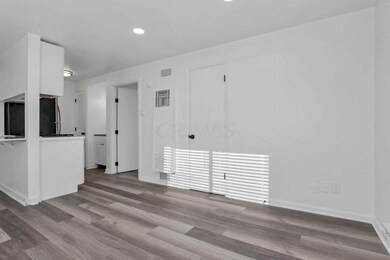 499 E Columbus St unit D, Columbus, OH 43206 - photo 7