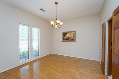 7710 River Garden Dr, Houston, TX 77095 - photo 3