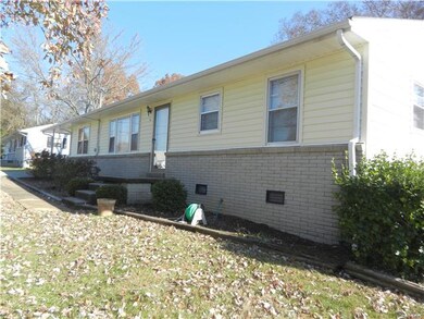 141 Collier Ave, Shelbyville, TN 37160 - photo 2