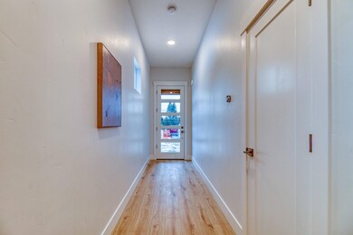 1337 SW Boardwalk Ln, Bend, OR 97702 - photo 3