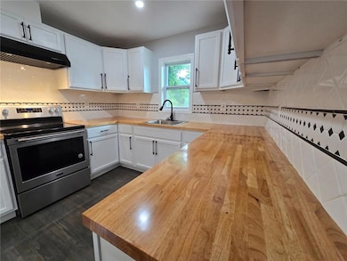 766 Longleaf Dr, Forest Park, GA 30297 - photo 5