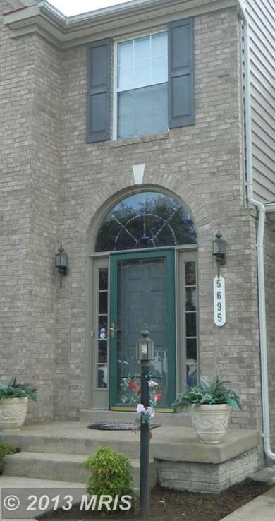 5695 Northton Ct, Woodbridge, VA 22193 - photo 2