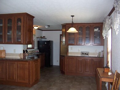 124 W Main St unit 13, Merrimac, MA 01860 - photo 5