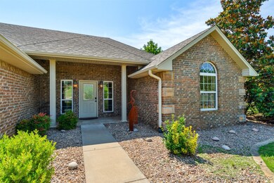 917 Country Club Dr, Cushing, OK 74023 - photo 5