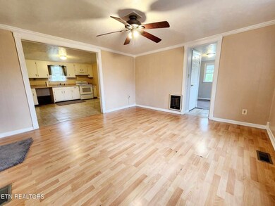 1236 Fourth St, Crossville, TN 38555 - photo 3