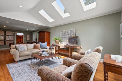 2208 Mountain View Rd, Austin, TX 78703 - photo 6