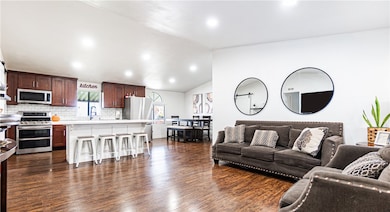 3900 S Temescal St, Corona, CA 92879 - photo 2