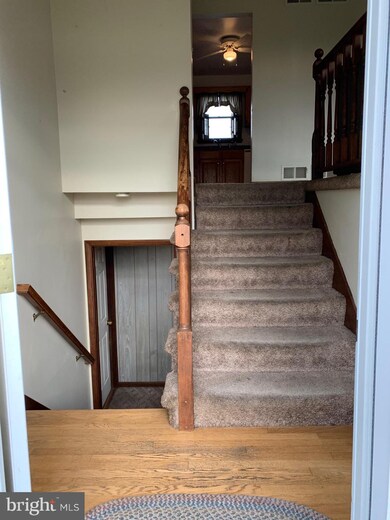 9226 Branch St, Greencastle, PA 17225 - photo 4