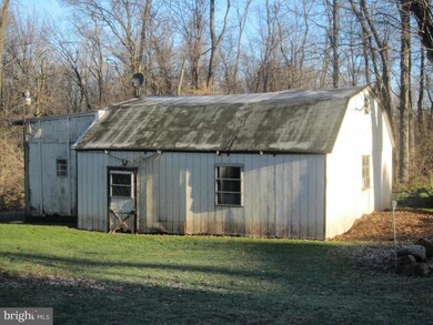 720 Red Run Rd, New Holland, PA 17557 - photo 2