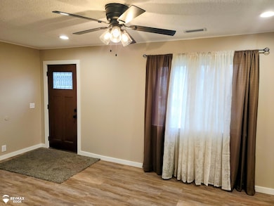 8136 Nixon Ave, Mount Morris, MI 48458 - photo 4