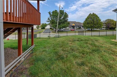 418 NW Wimbleton Ct, Blue Springs, MO 64014 - photo 2