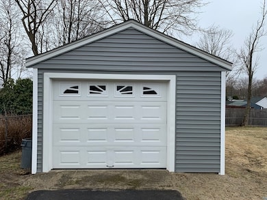 116 Cairn Rd, Brockton, MA 02302 - photo 4