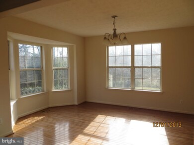 6700 Farmstead Ln, Fredericksburg, VA 22407 - photo 7