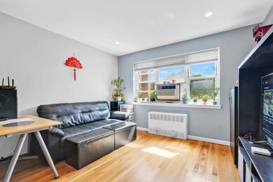 29-49 137th St unit 3L, Flushing, NY 11354 - photo 7