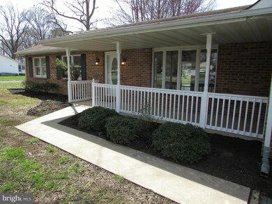 814 Worcester Dr, Stevensville, MD 21666 - photo 2