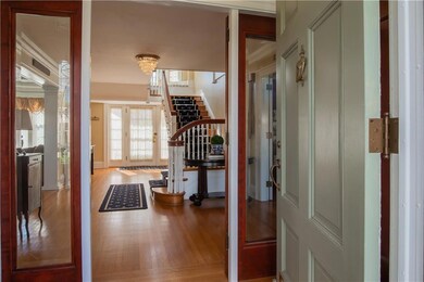 28 W Main Rd, Middletown, RI 02842 - photo 5