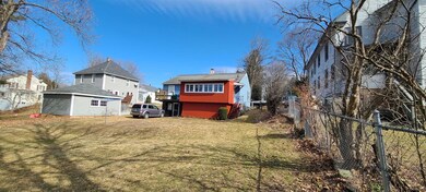 87 Davis St, Rutland, VT 05701 - photo 5