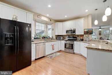 26250 Rachel Hill Dr, Chantilly, VA 20152 - photo 5