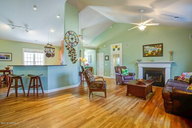 7905PawleysLane-6