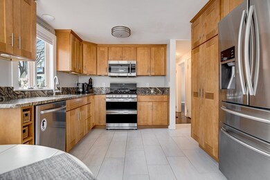 14 Dawes St, Waltham, MA 02452 - photo 5