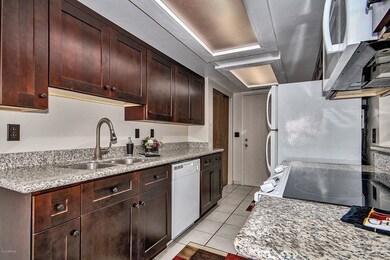 0003-Kitchen