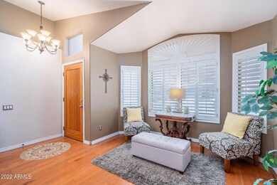 4-web-or-mls-4717 E Ashurst Dr (04)