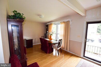 1305 Glenmont Rd, Baltimore, MD 21239 - photo 5