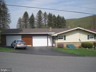 1 Linden Ct, Ashland, PA 17921 - photo 2