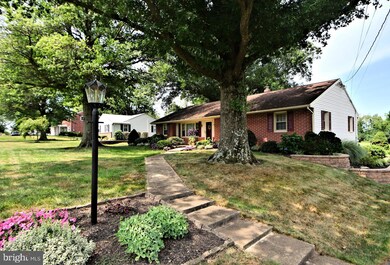 567 Beck Rd, Souderton, PA 18964 - photo 5