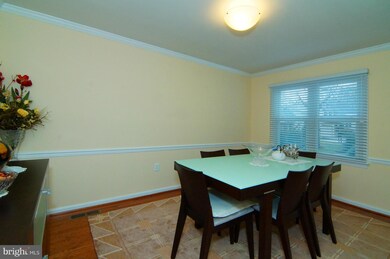 4000 Hunting Pines Ct, Fairfax, VA 22032 - photo 7