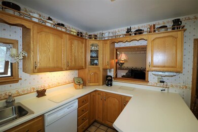 95 Mount Forist St, Berlin, NH 03570 - photo 3