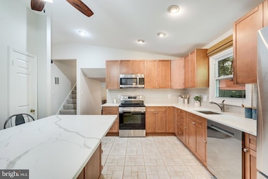 9607 Little Cobbler Ct, Burke, VA 22015 - photo 5