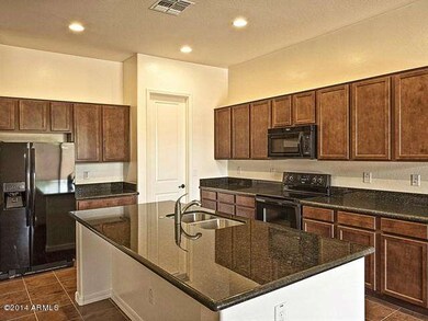 006_Gourmet Kitchen