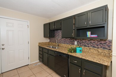 3 Austin Ave, Carpentersville, IL 60110 - photo 6