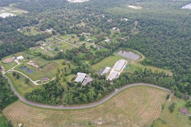 18500 Trails End Rd, Conroe, TX 77385 - photo 6