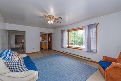 440 Mountain View Rd, Stanley, VA 22851 - photo 3